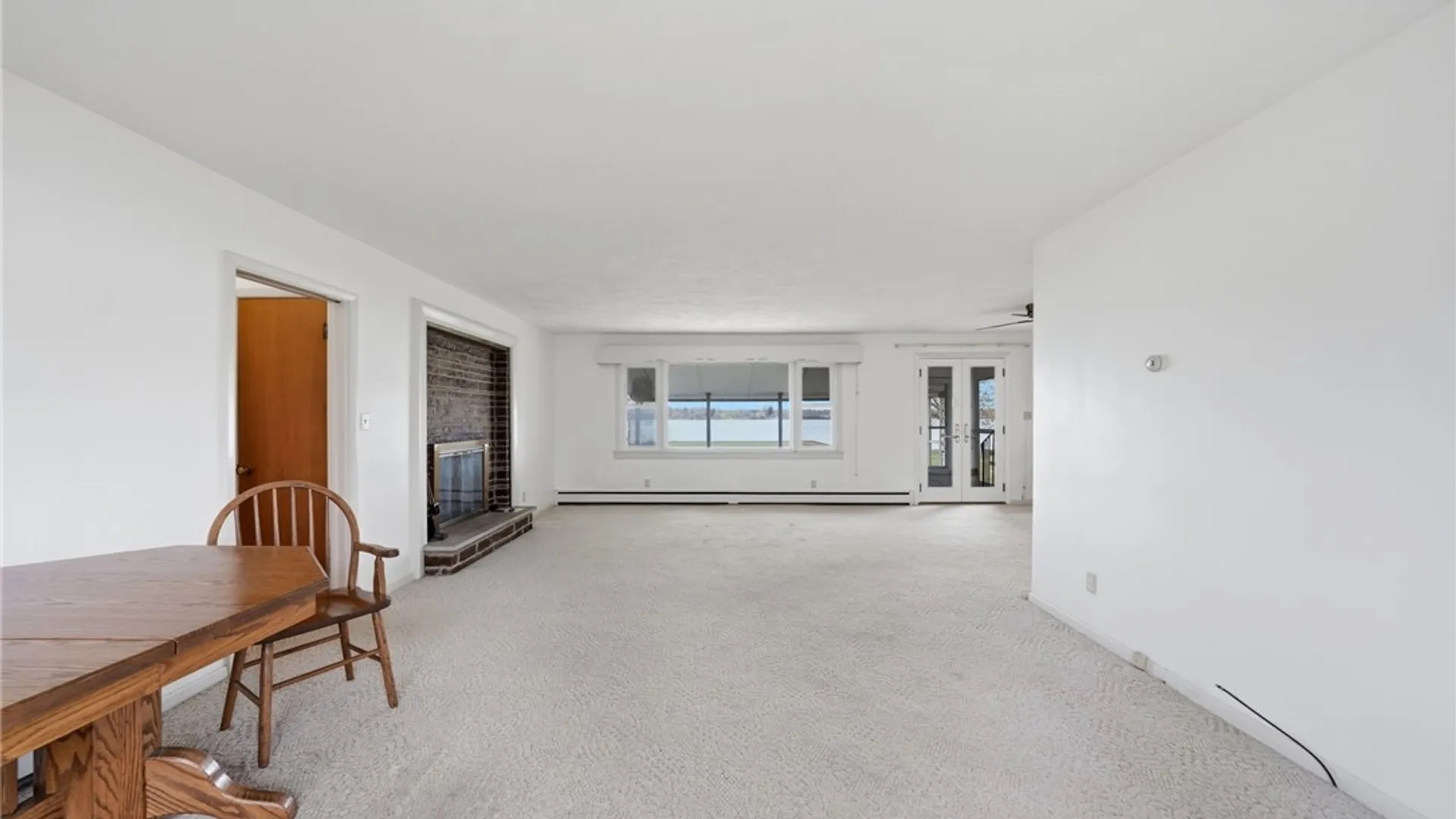 Property at 2484 River Road, Wheatfield, NY 14304 6