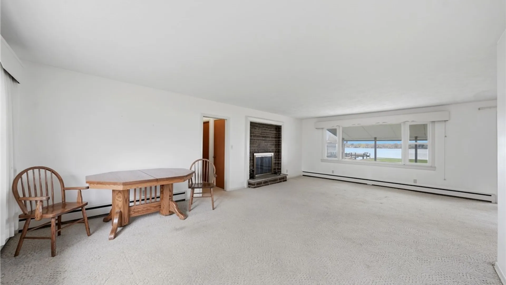 Property at 2484 River Road, Wheatfield, NY 14304 7