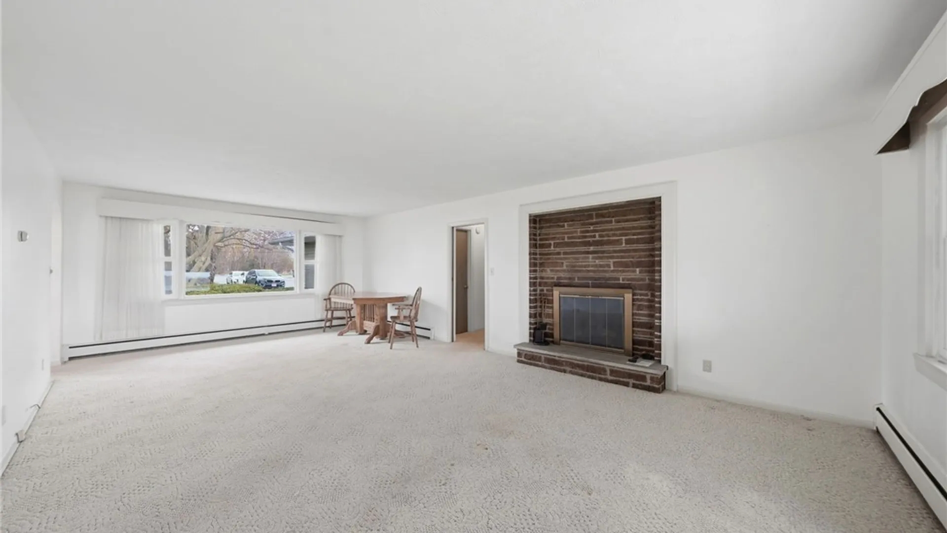 Property at 2484 River Road, Wheatfield, NY 14304 8