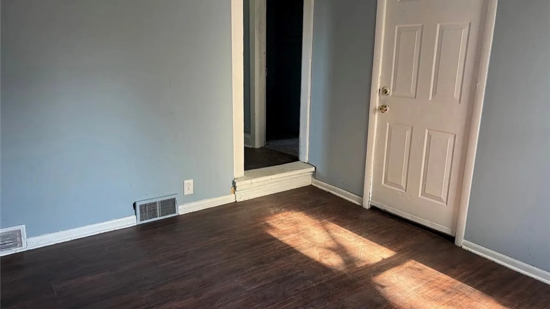 Property at 1121 Linwood Avenue, Niagara Falls, NY 14305 20