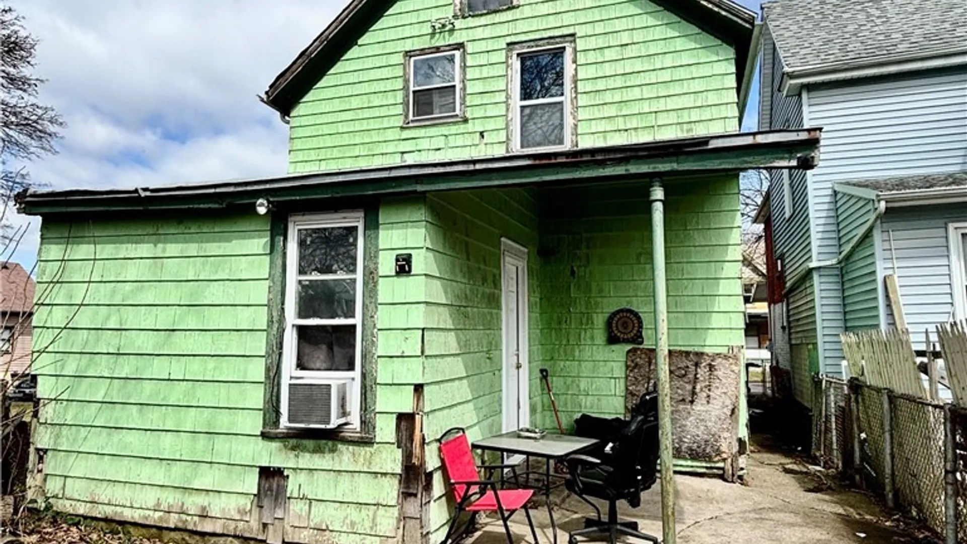 Property at 1121 Linwood Avenue, Niagara Falls, NY 14305 3