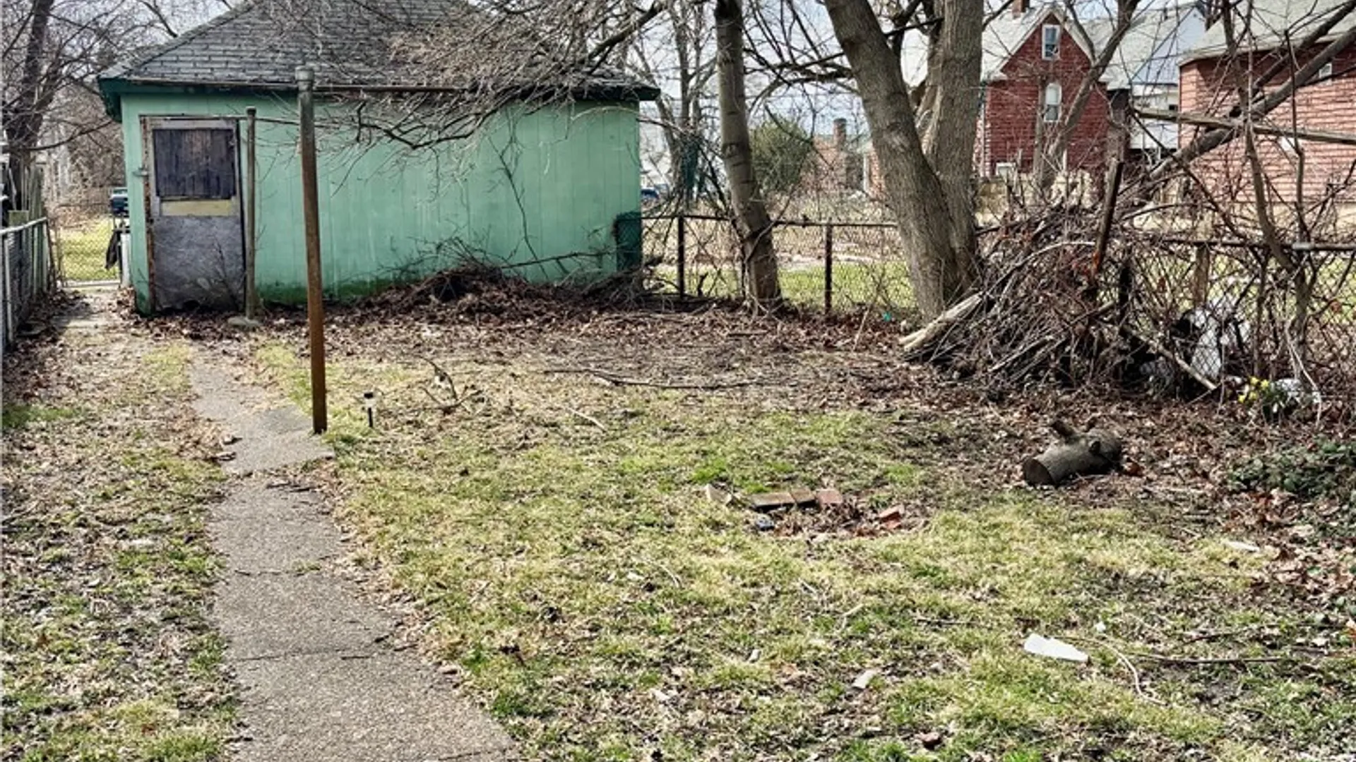 Property at 1121 Linwood Avenue, Niagara Falls, NY 14305 5