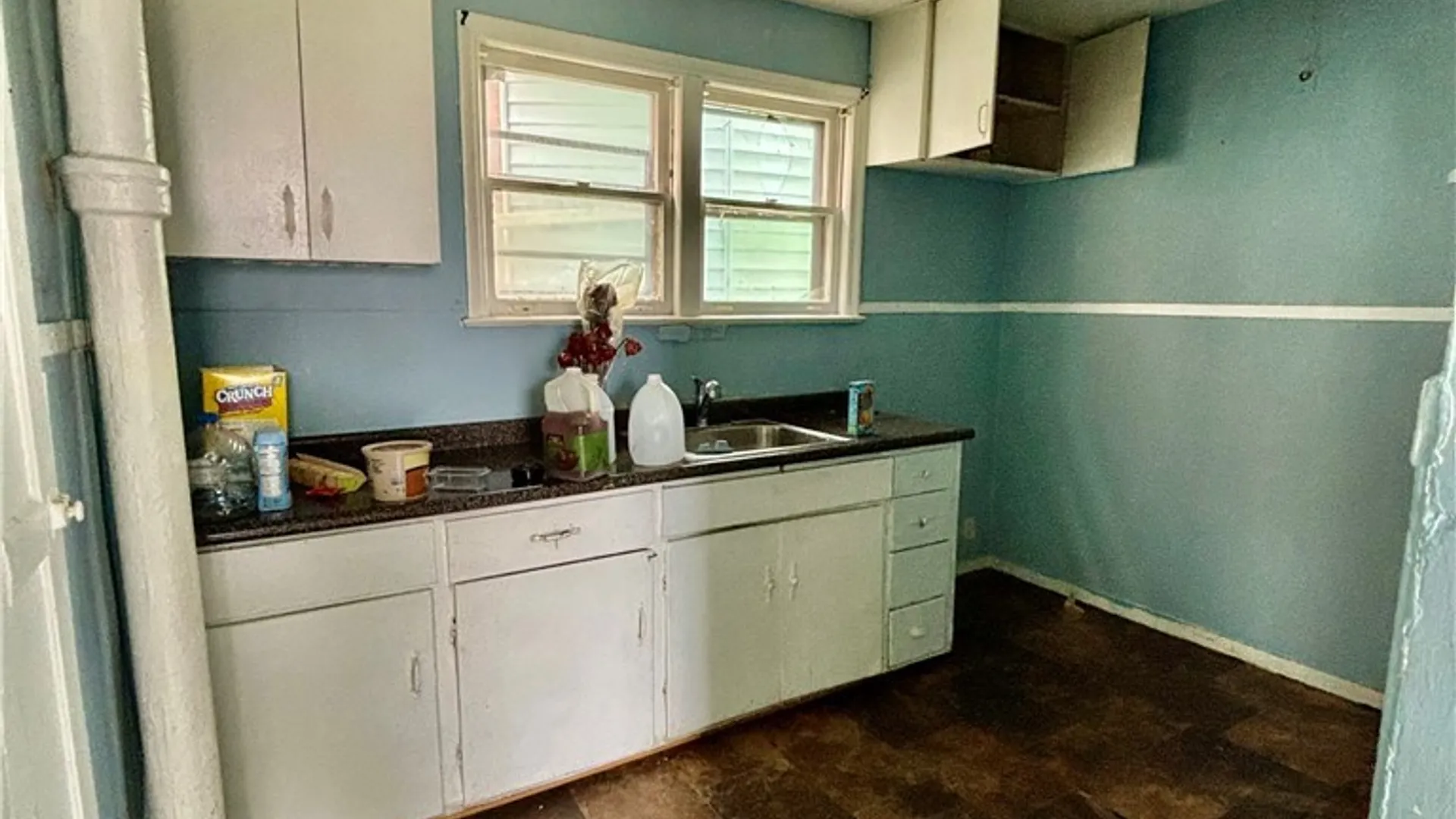 Property at 1121 Linwood Avenue, Niagara Falls, NY 14305 9