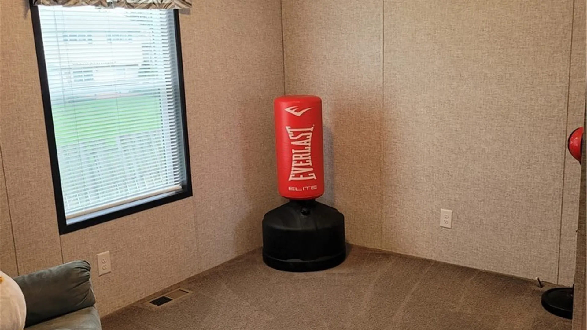 Property at 4029 Seneca Parkway, Niagara, NY 14304 20