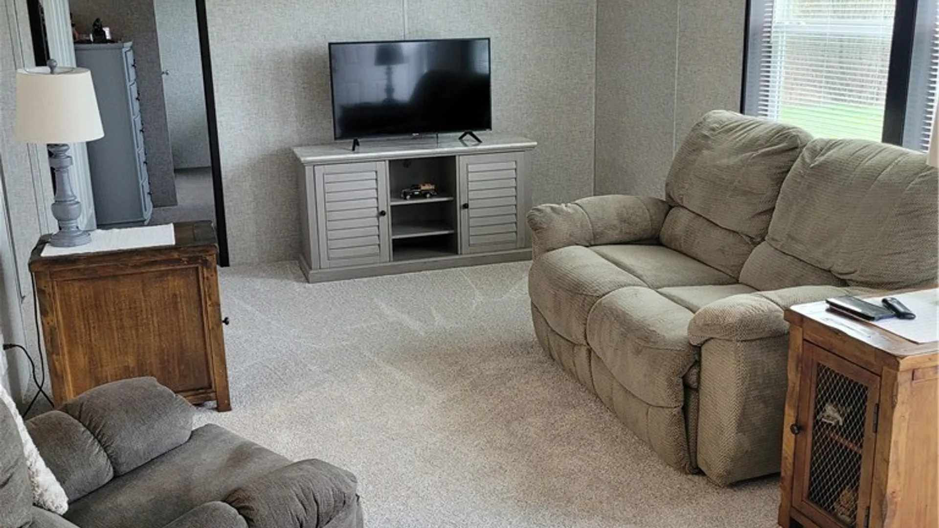 Property at 4029 Seneca Parkway, Niagara, NY 14304 3