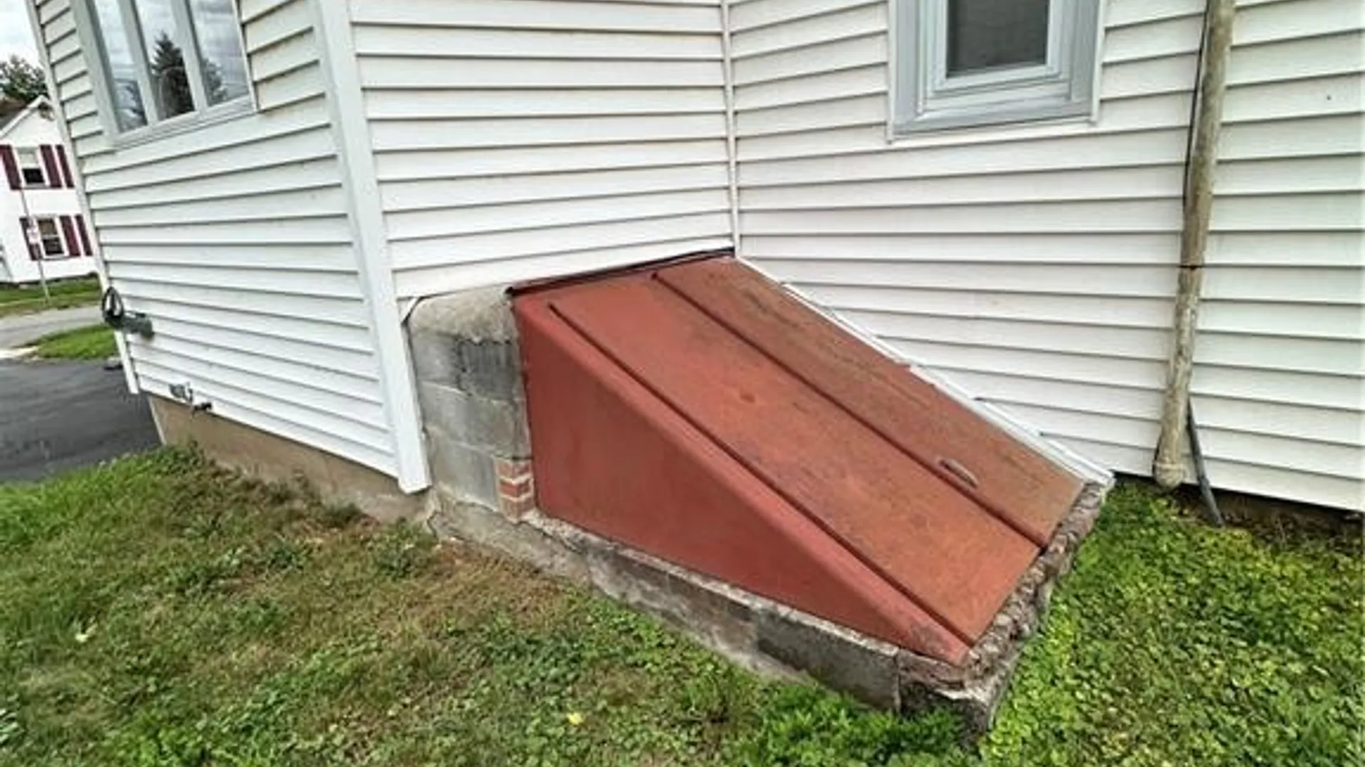 Property at 127 Hutchins Street, Batavia City, NY 14020 22