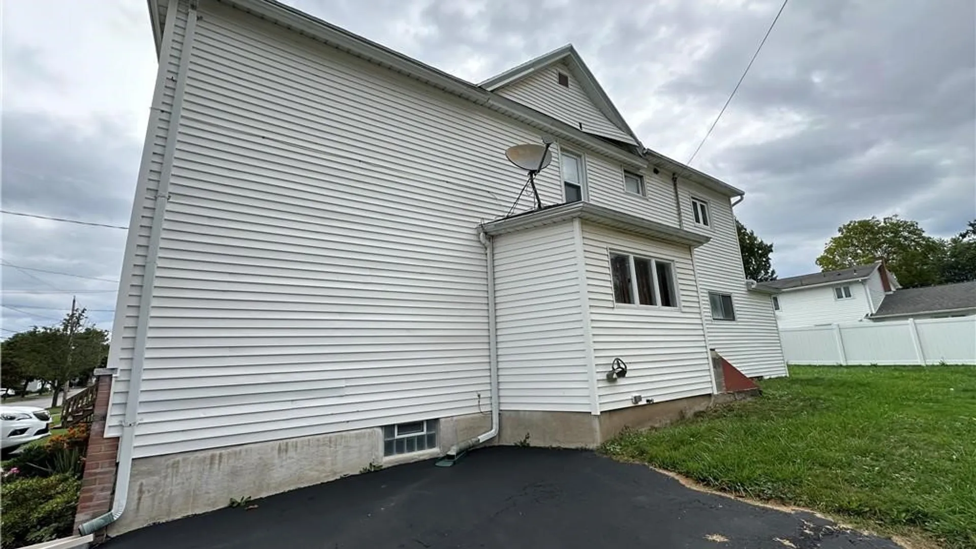 Property at 127 Hutchins Street, Batavia City, NY 14020 3