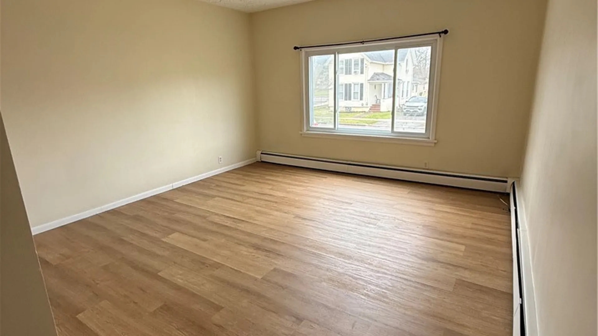 Property at 127 Hutchins Street, Batavia City, NY 14020 6