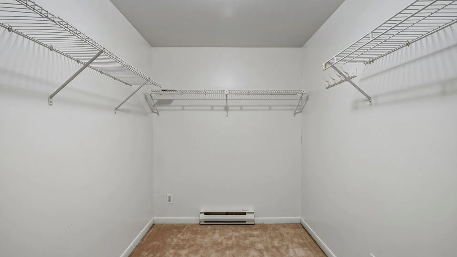 Property at 6261 Nash Road, Wheatfield, NY 14132 15