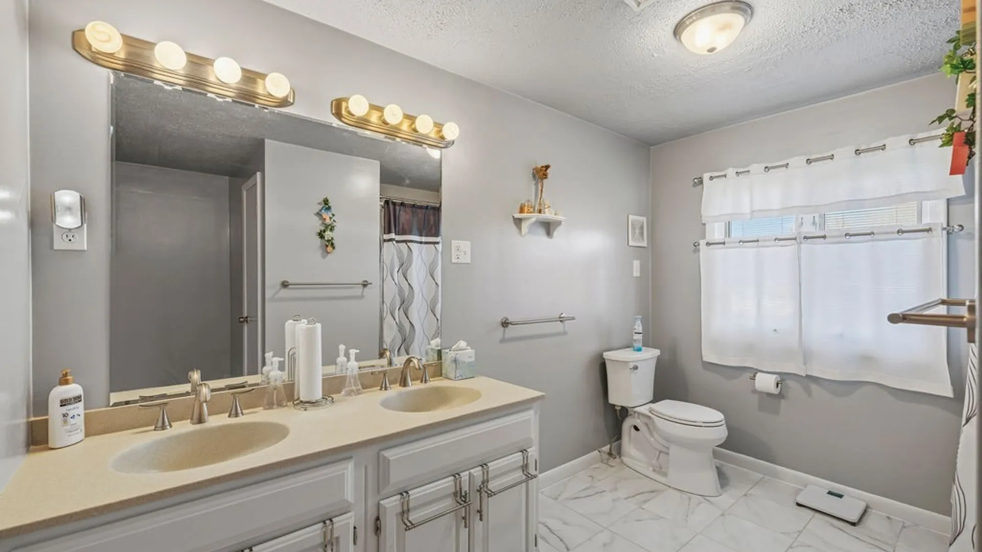 Property at 6261 Nash Road, Wheatfield, NY 14132 19