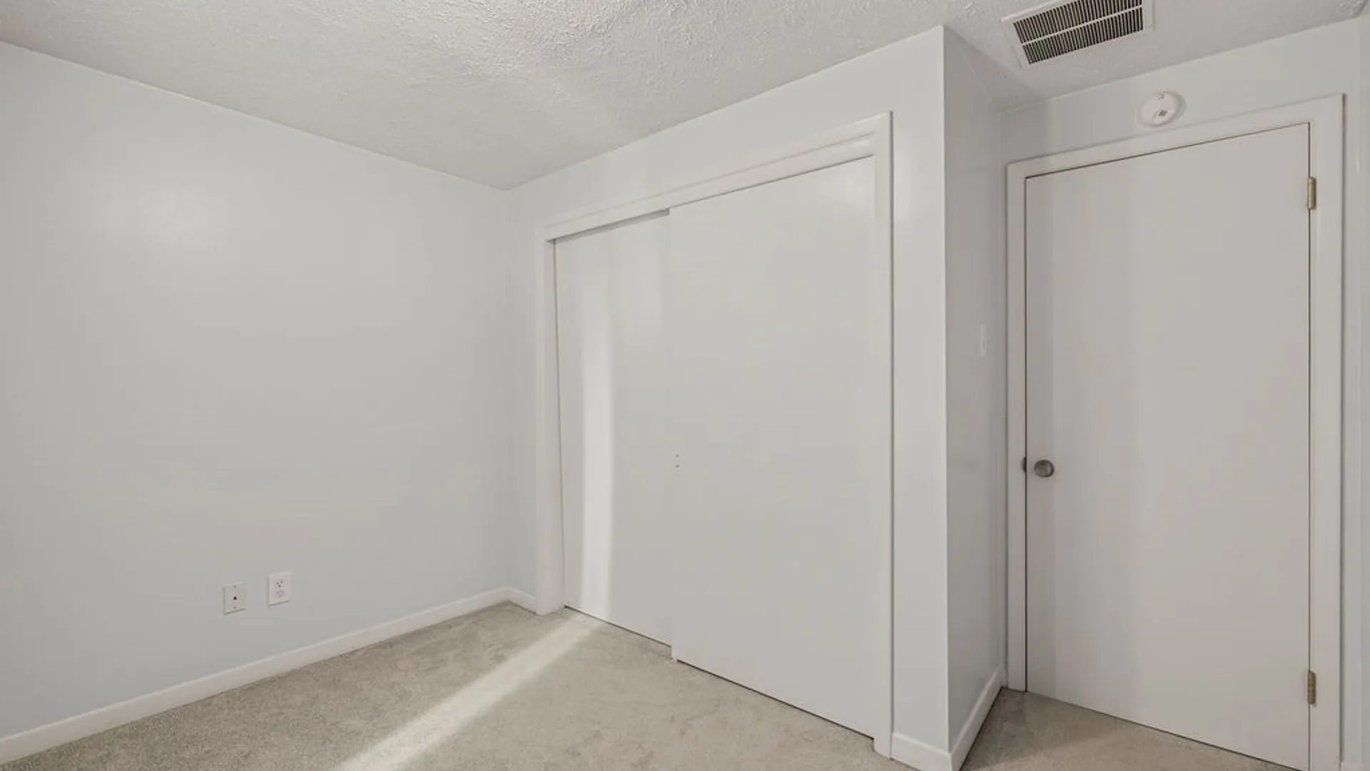 Property at 6261 Nash Road, Wheatfield, NY 14132 22