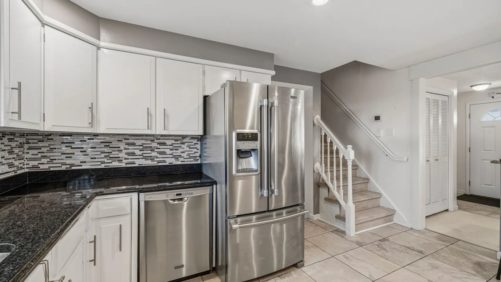 Property at 6261 Nash Road, Wheatfield, NY 14132 3