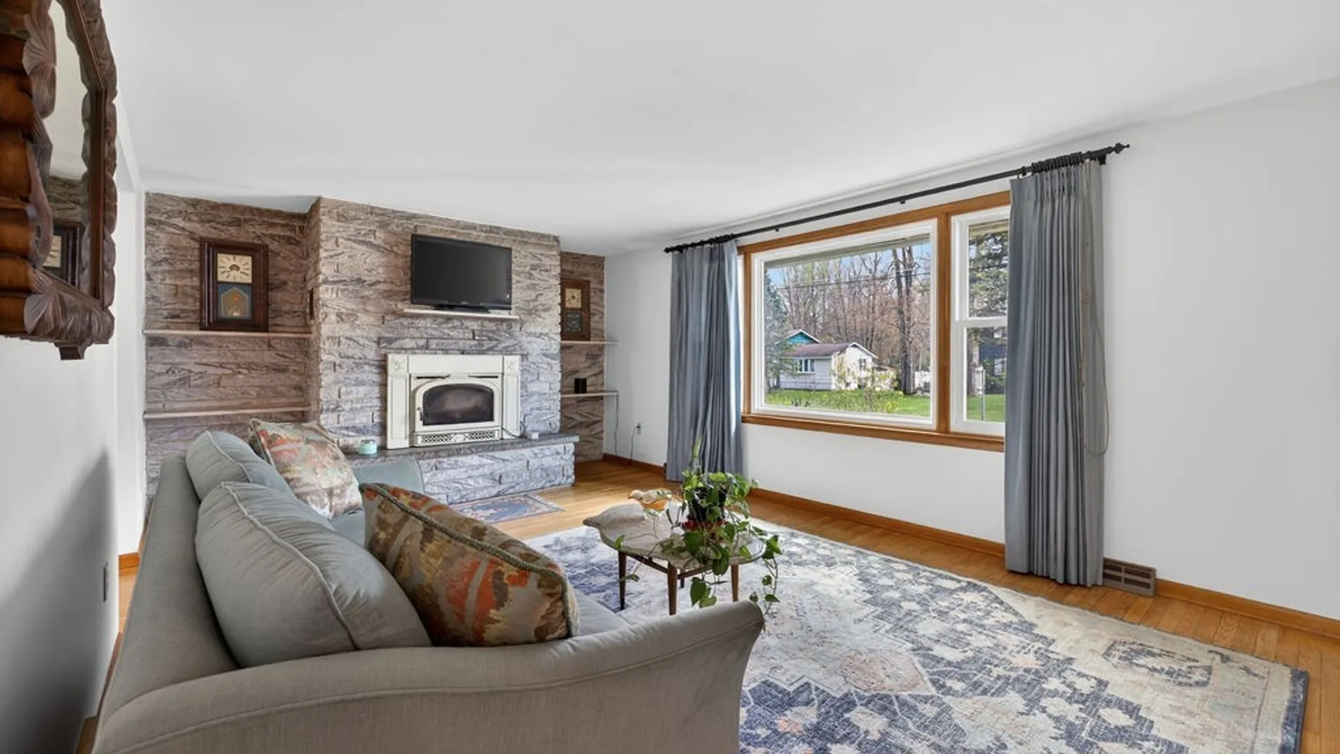 Property at 300 Catherine Street, Clay, NY 13212 15