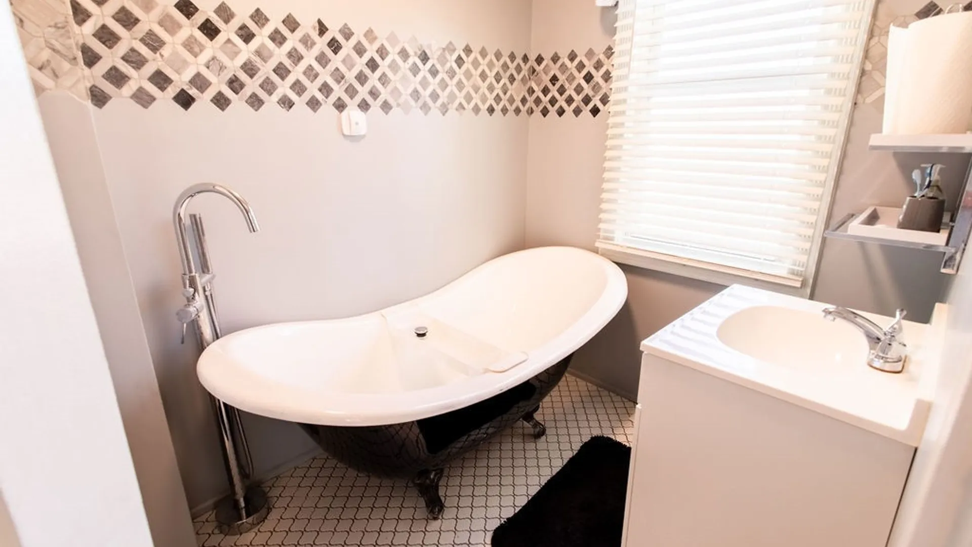 Property at 414 Beard Avenue, Syracuse, NY 13205 5