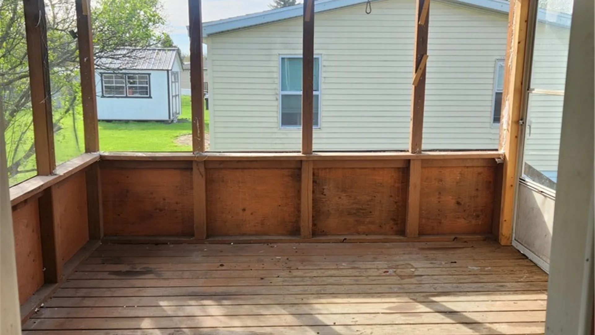 Property at 211 Spring Run, Manchester, NY 14432 13