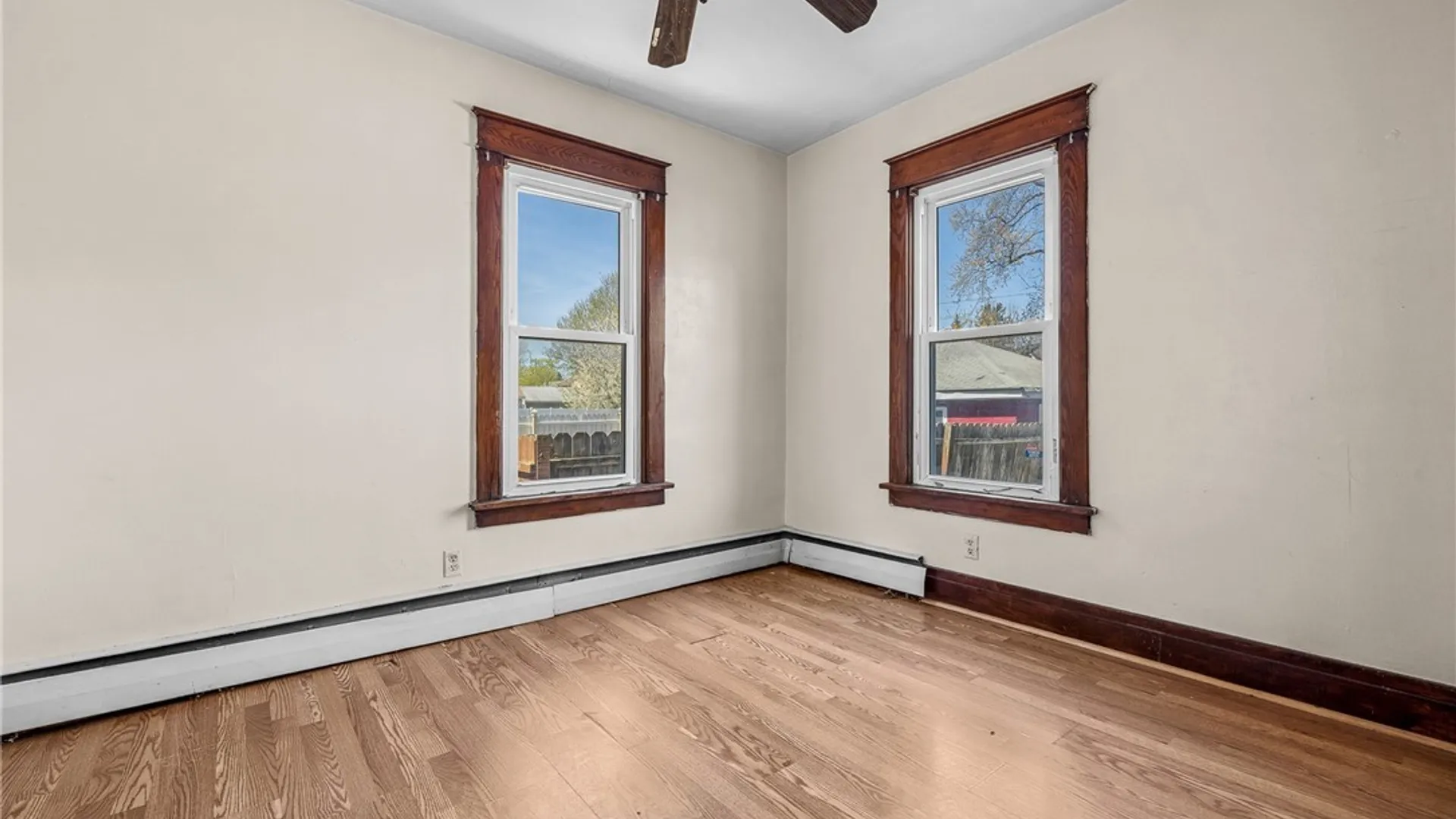 Property at 2240 La Salle Avenue, Niagara Falls, NY 14301 10
