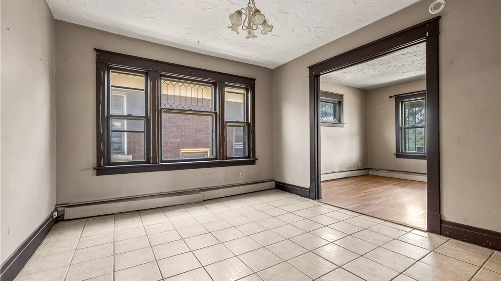 Property at 2240 La Salle Avenue, Niagara Falls, NY 14301 15