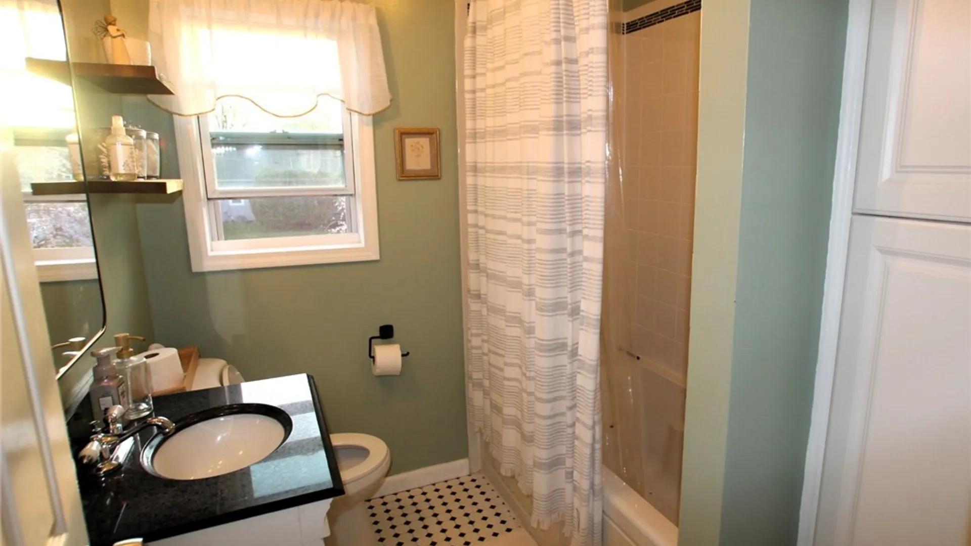 Property at 71 Standish Road, Greece, NY 14626 23