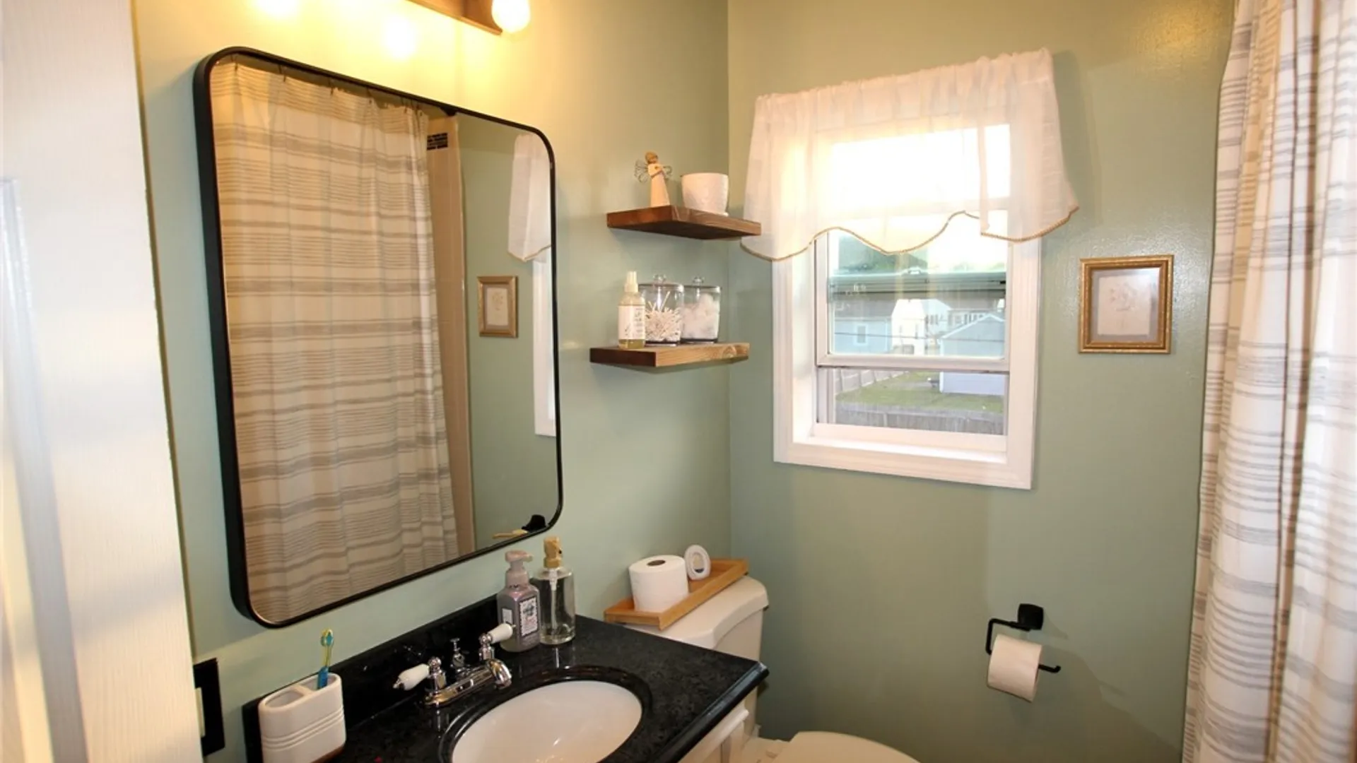 Property at 71 Standish Road, Greece, NY 14626 24