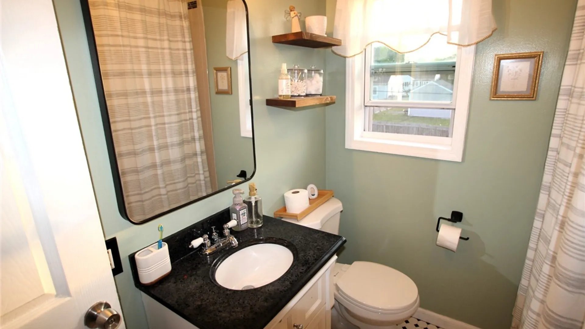 Property at 71 Standish Road, Greece, NY 14626 25