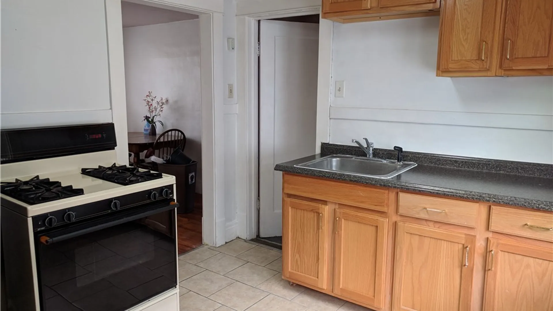 Property at 4038 Bailey Avenue, Amherst, NY 14226 11