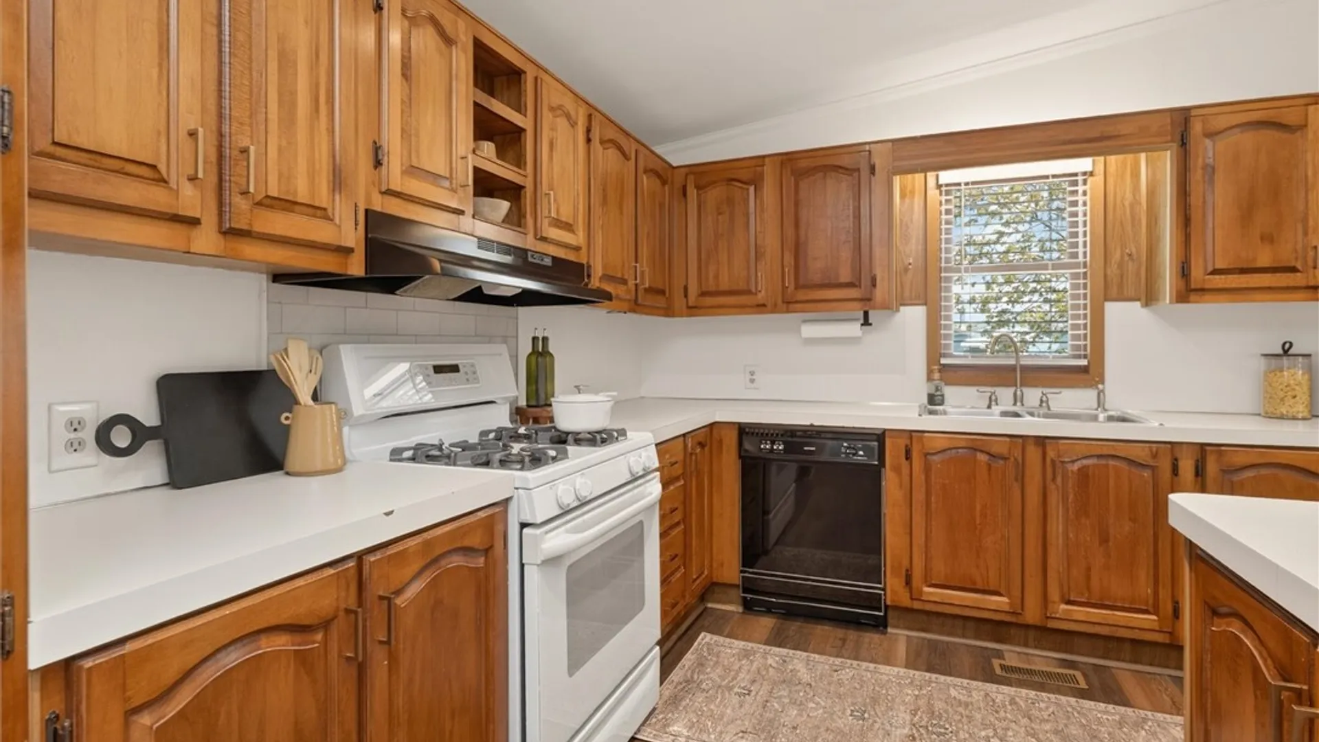 Property at 6381 Kims Drive B150, Victor, NY 14564 17