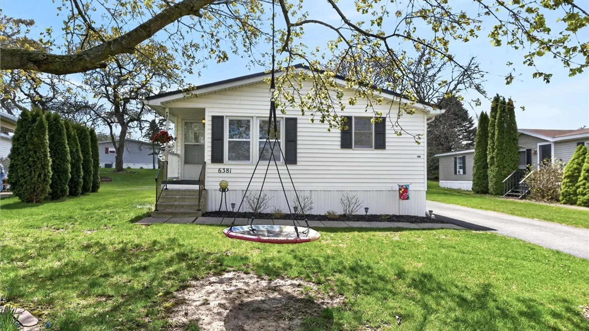 Property at 6381 Kims Drive B150, Victor, NY 14564 3