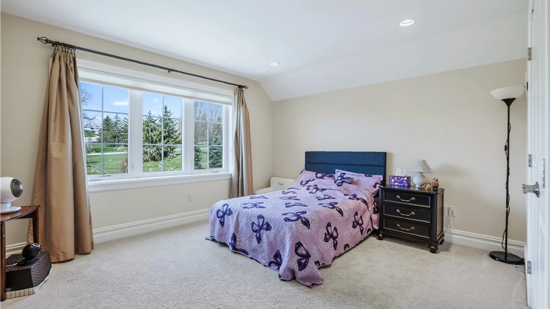 Property at 7 Hawkstone Way, Pittsford, NY 14534 26