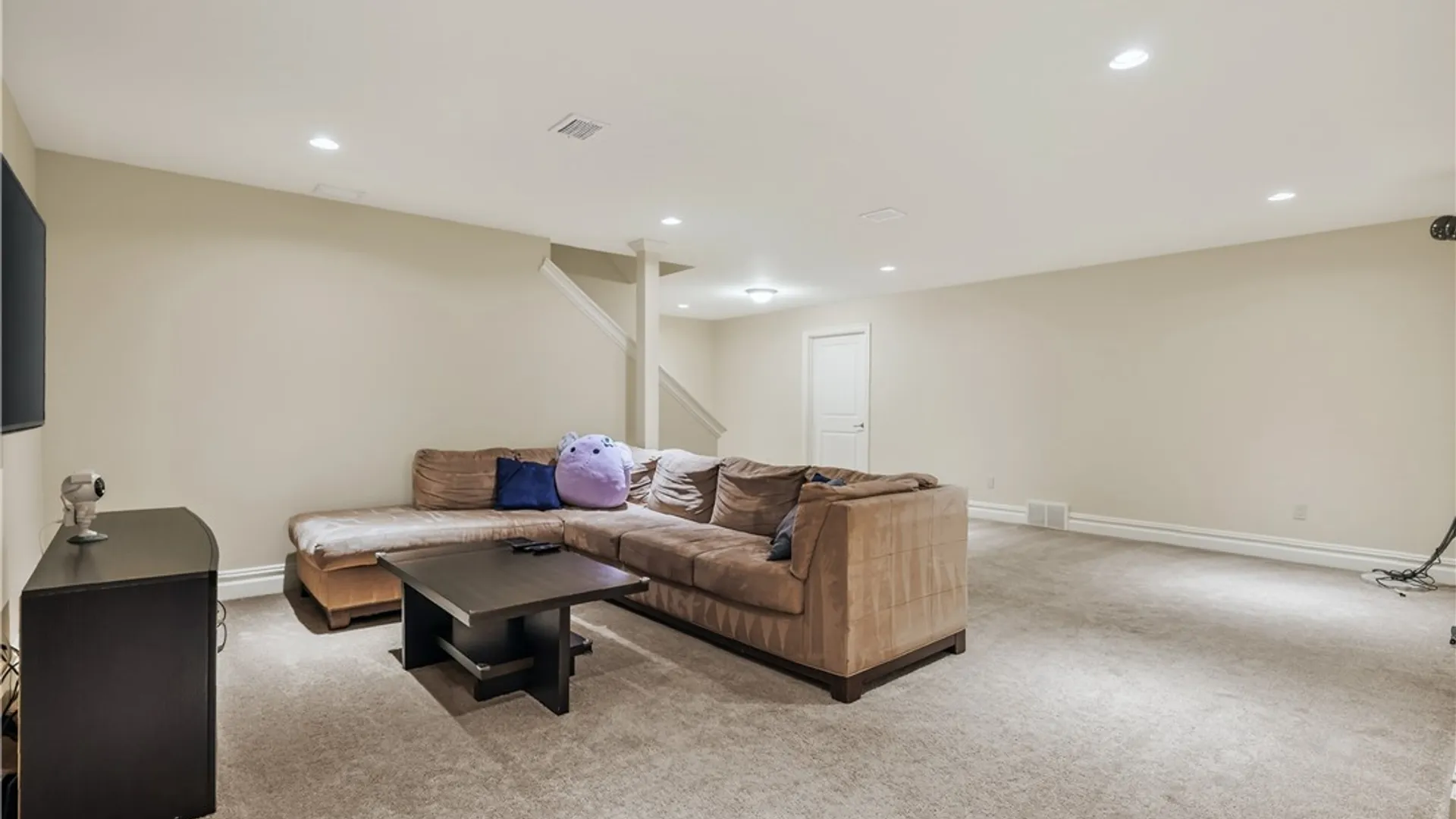 Property at 7 Hawkstone Way, Pittsford, NY 14534 28