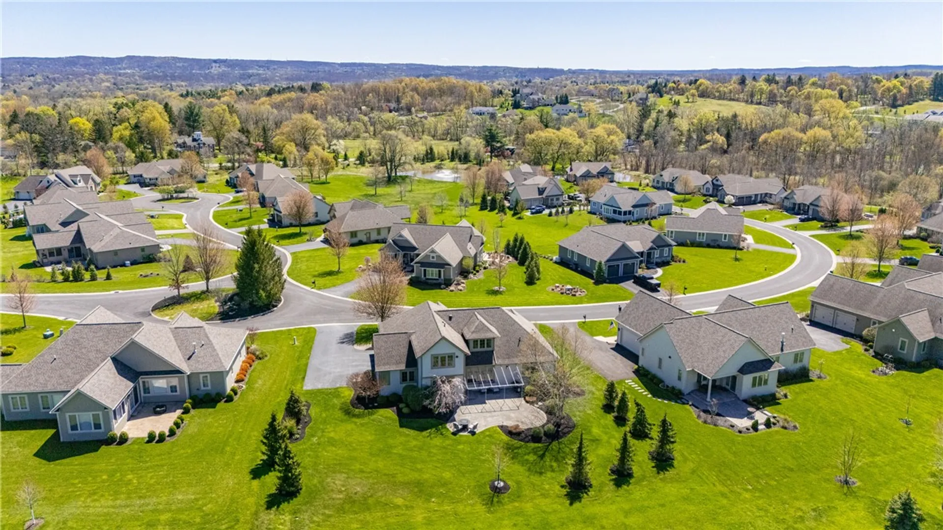 Property at 7 Hawkstone Way, Pittsford, NY 14534 36