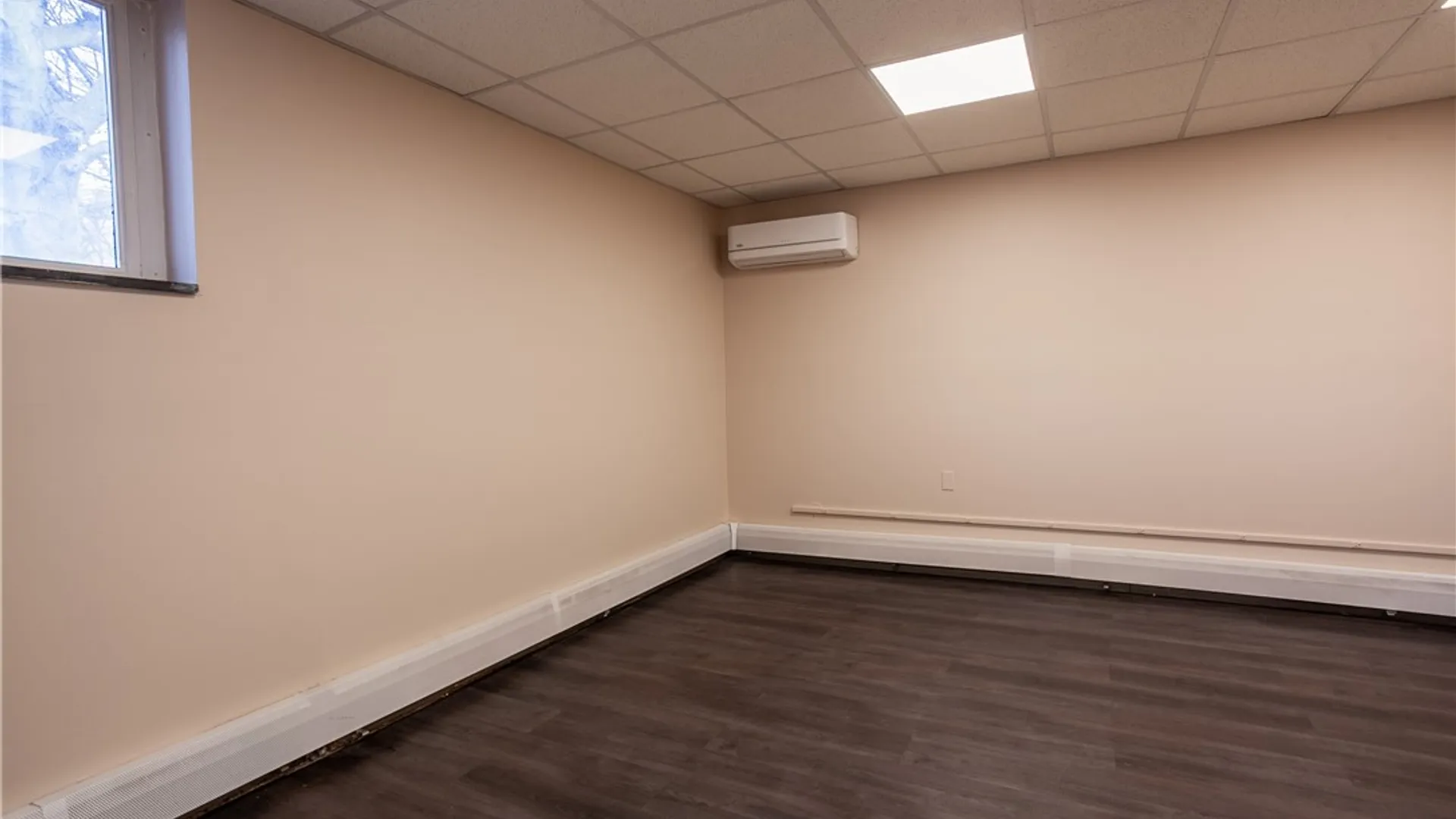 Property at 720 East Avenue, Rochester, NY 14607 11