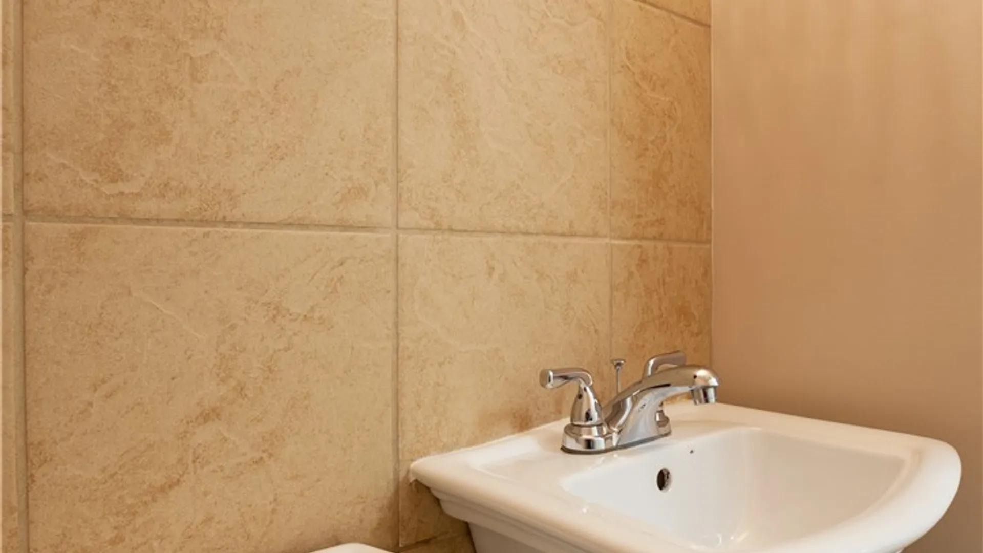 Property at 720 East Avenue, Rochester, NY 14607 17