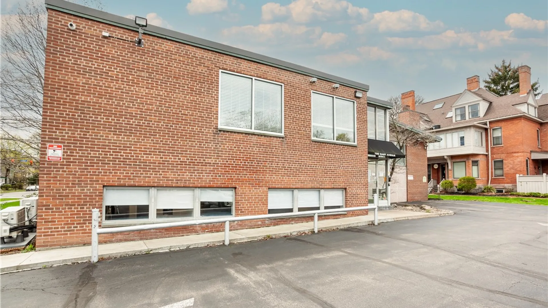 Property at 720 East Avenue, Rochester, NY 14607 3