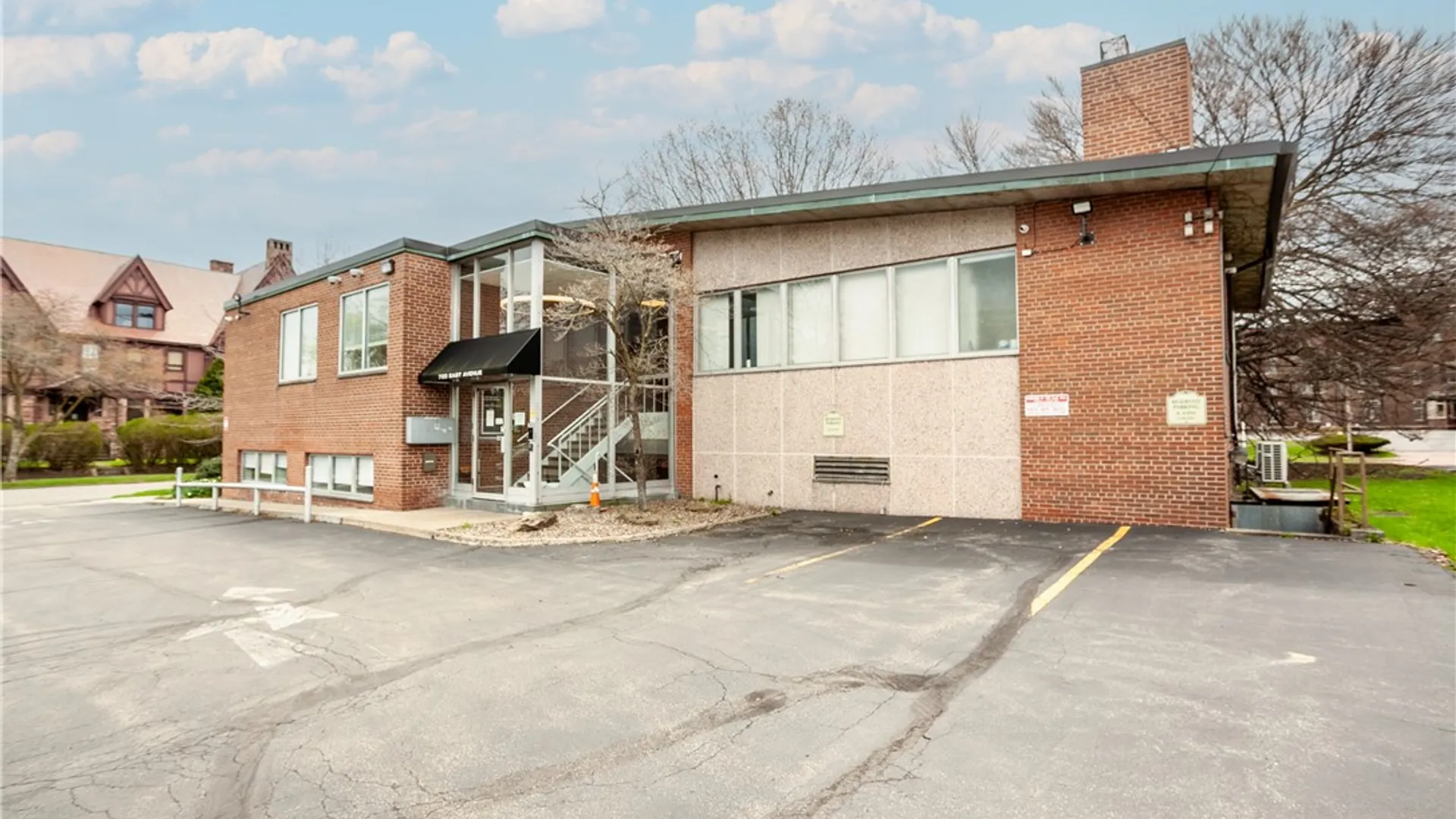 Property at 720 East Avenue, Rochester, NY 14607 5