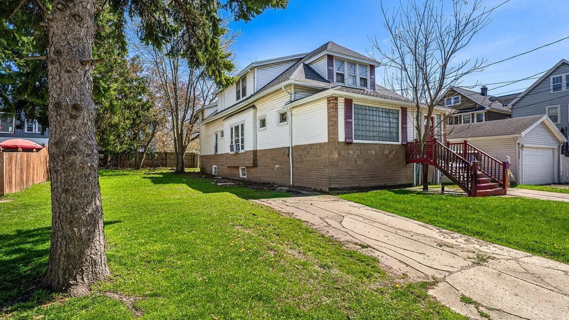Property at 153 Columbus Avenue, Buffalo, NY 14220 3
