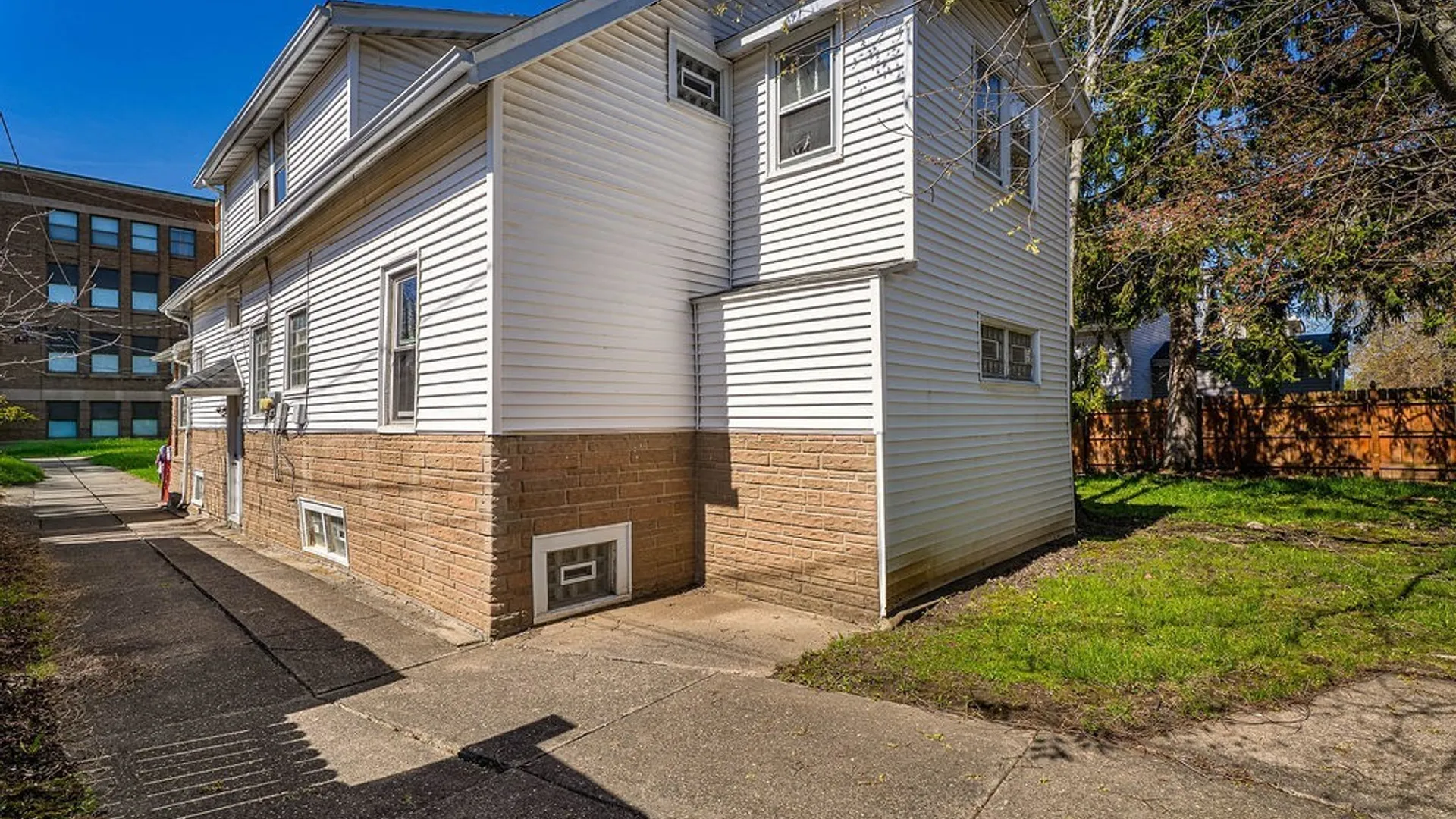 Property at 153 Columbus Avenue, Buffalo, NY 14220 43