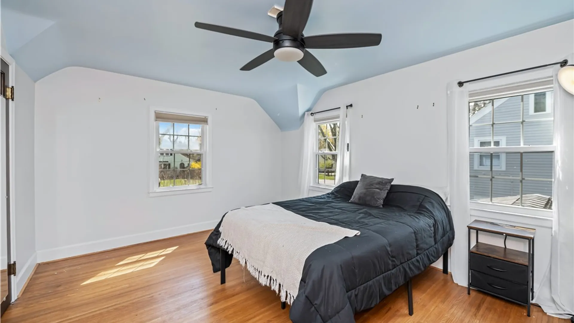 Property at 52 Seneca Road, Irondequoit, NY 14622 17