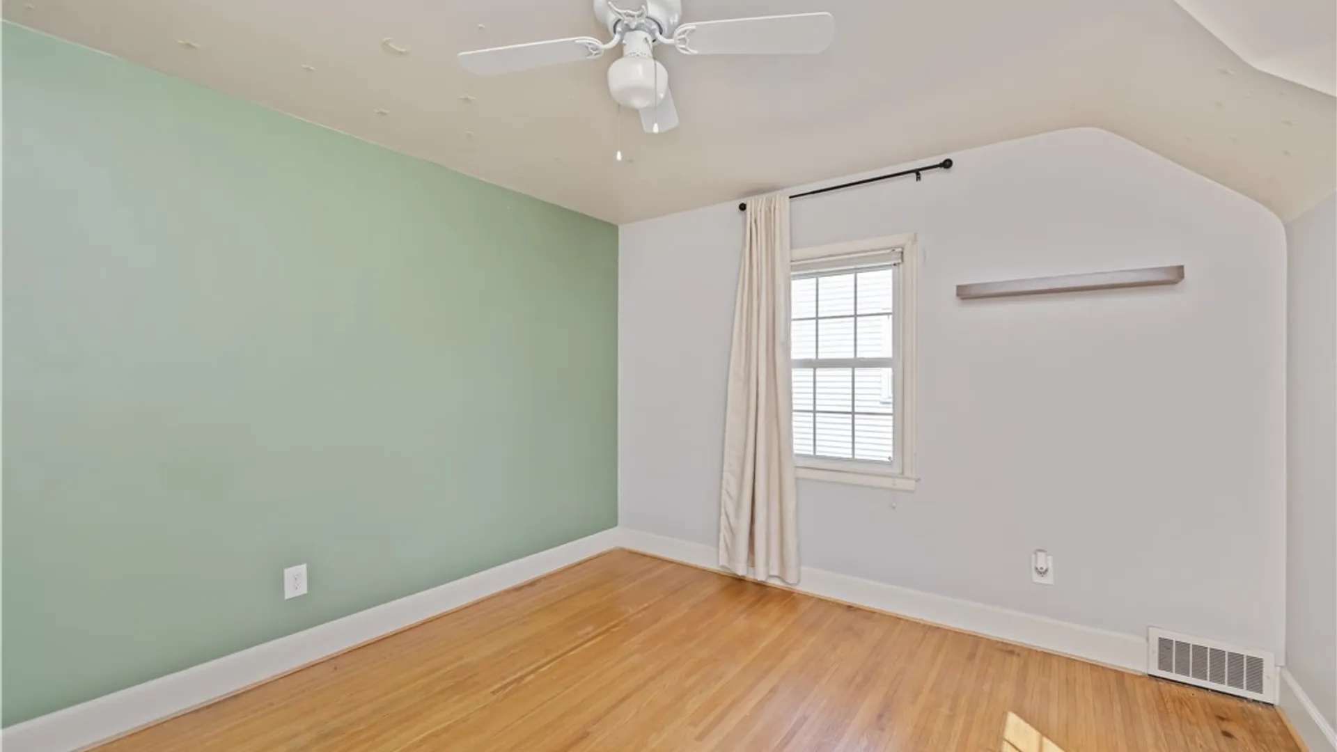 Property at 52 Seneca Road, Irondequoit, NY 14622 20