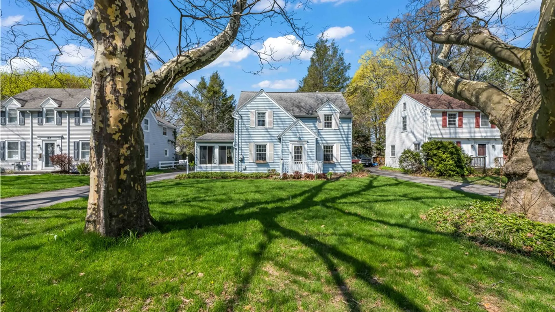 Property at 52 Seneca Road, Irondequoit, NY 14622 3