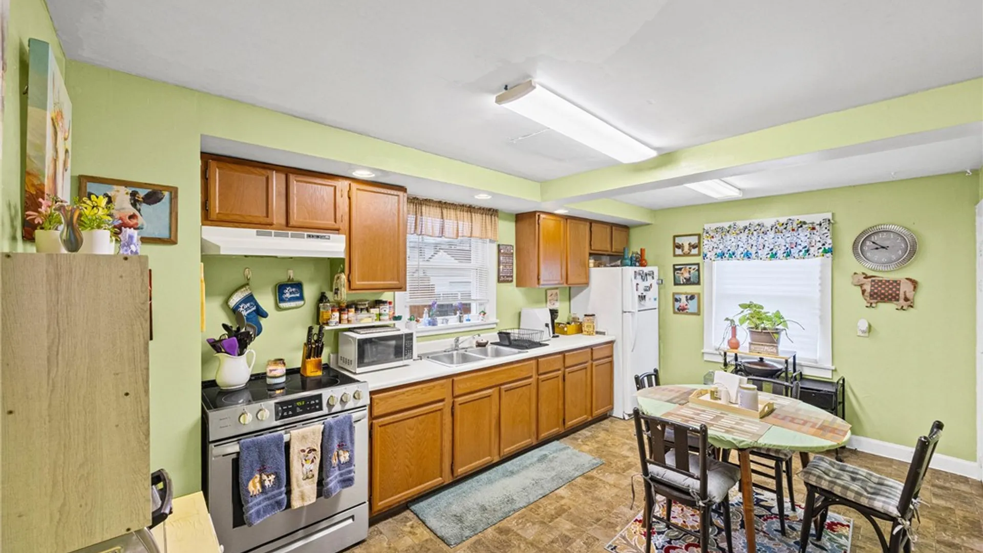 Property at 401 Elm Street, East Rochester, NY 14445 12