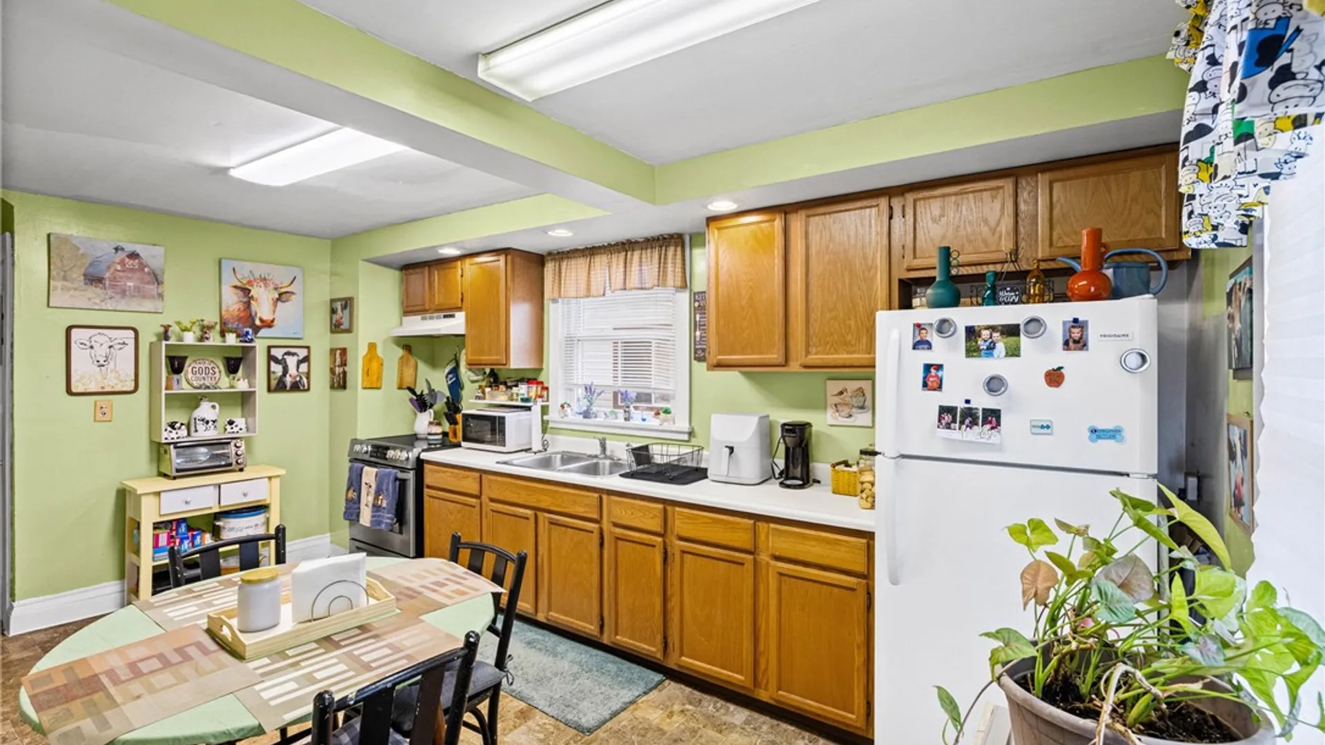 Property at 401 Elm Street, East Rochester, NY 14445 13