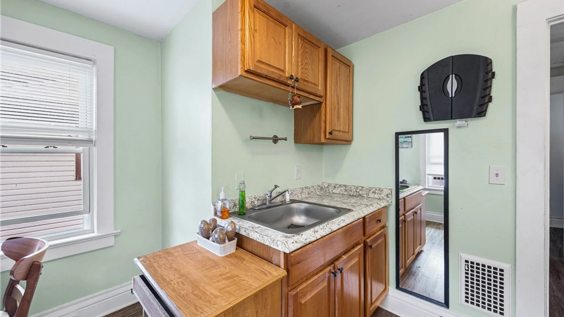 Property at 401 Elm Street, East Rochester, NY 14445 21