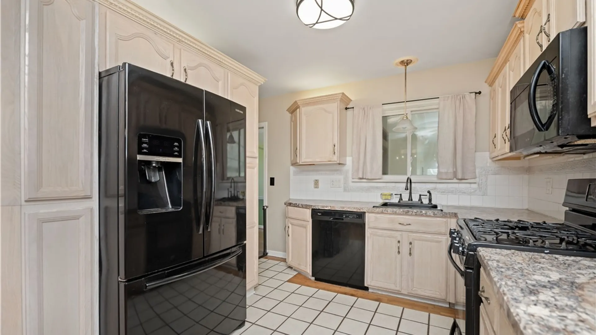 Property at 113 Creek Meadow Lane, Greece, NY 14626 10