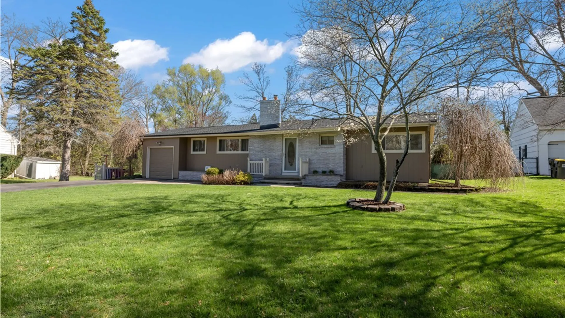 Property at 113 Creek Meadow Lane, Greece, NY 14626 3