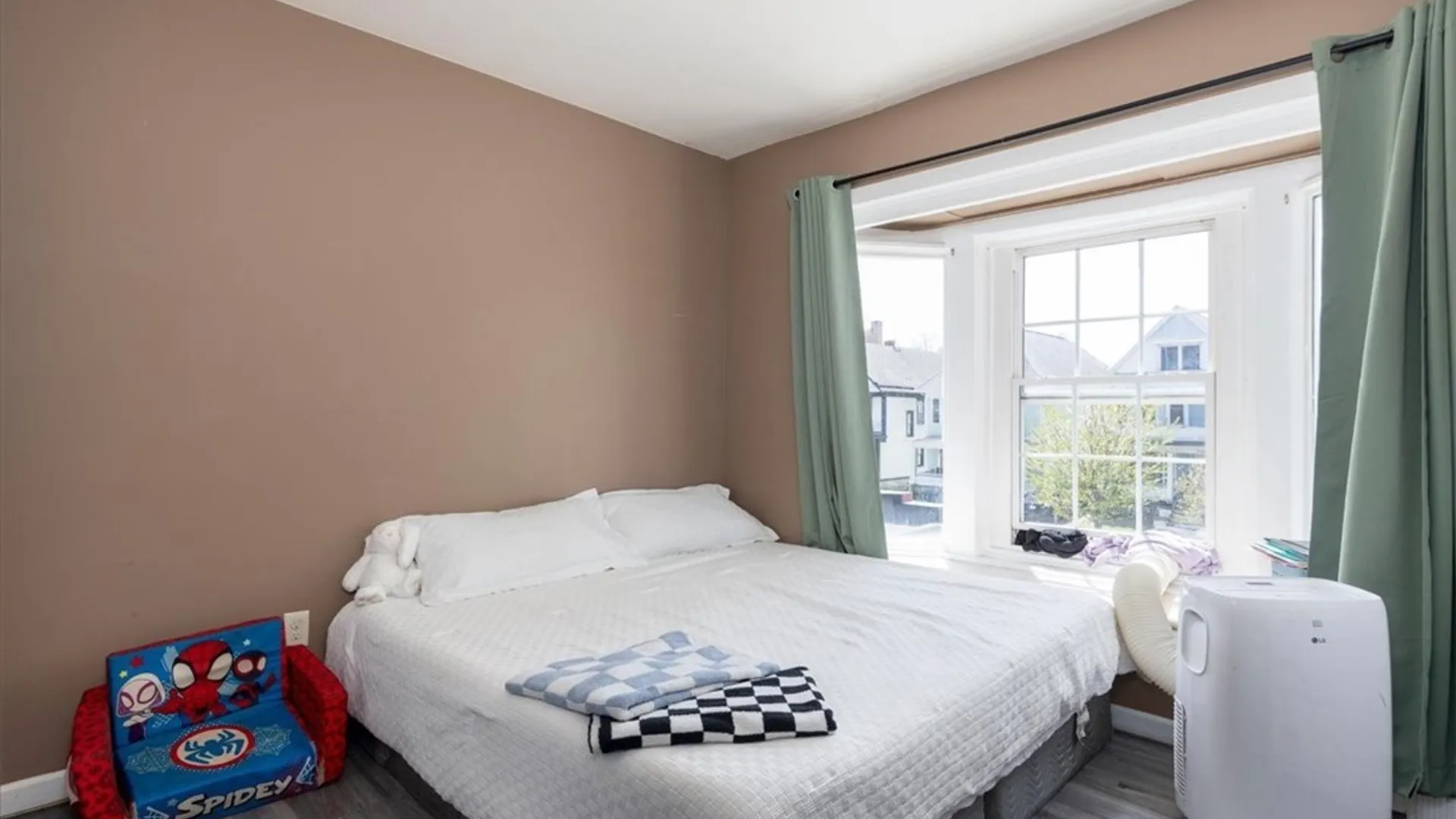 Property at 2296 Seneca Street, Buffalo, NY 14210 15