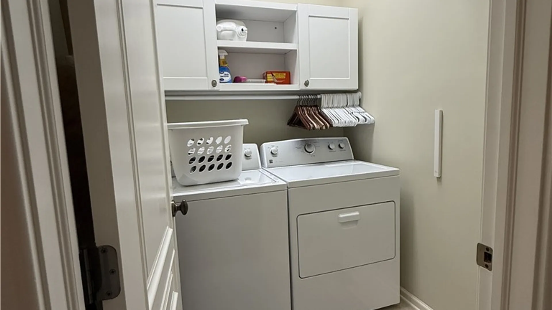 Property at 109 Shire Way, Camillus, NY 13031 32