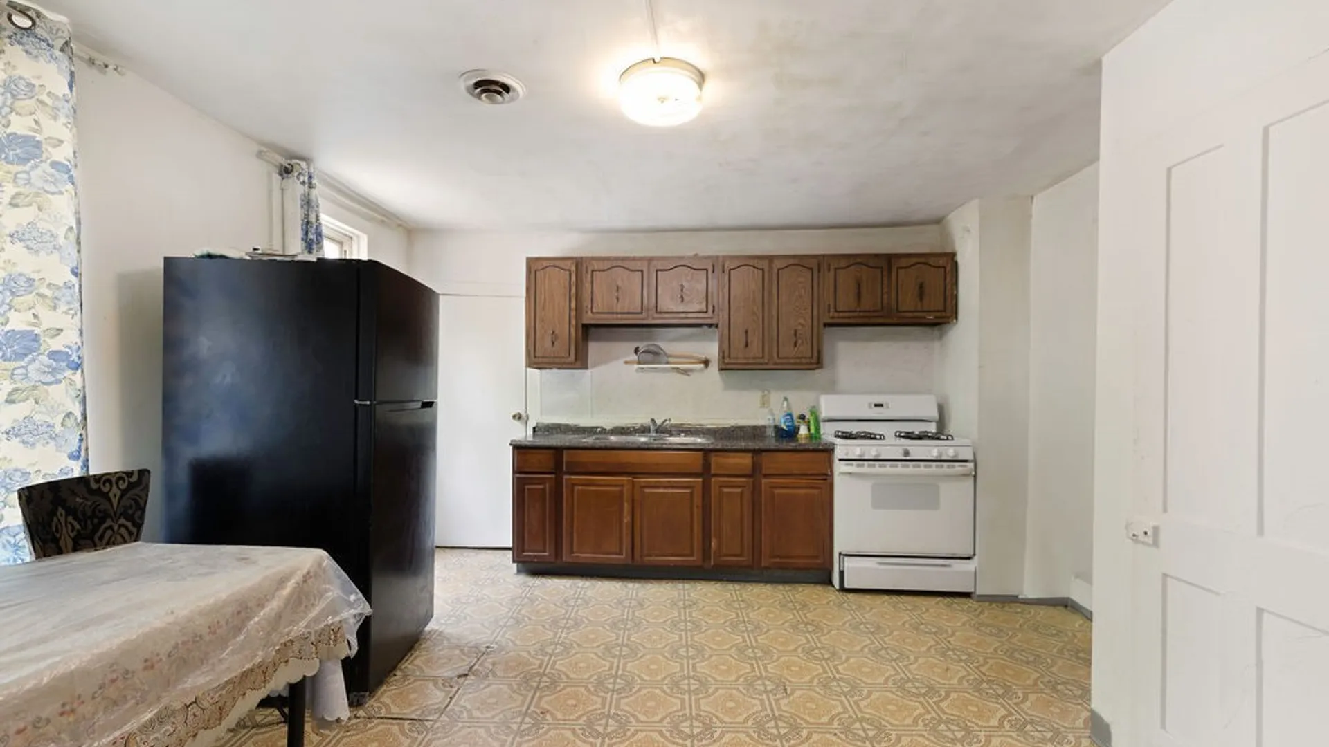 Property at 417 Kirkpatrick Street, Syracuse, NY 13208 28