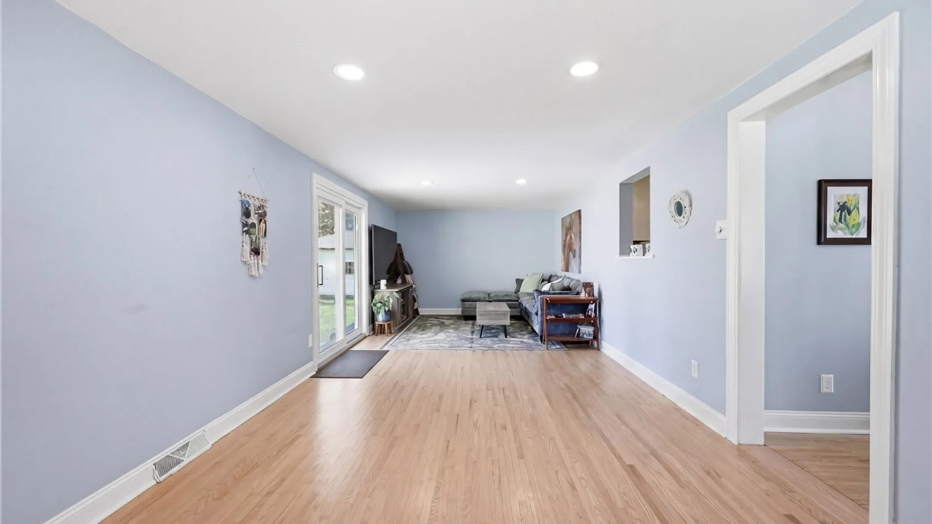 Property at 82 Allendale Road, West Seneca, NY 14224 16