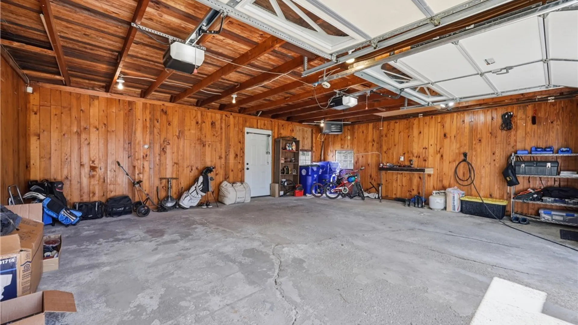 Property at 82 Allendale Road, West Seneca, NY 14224 33