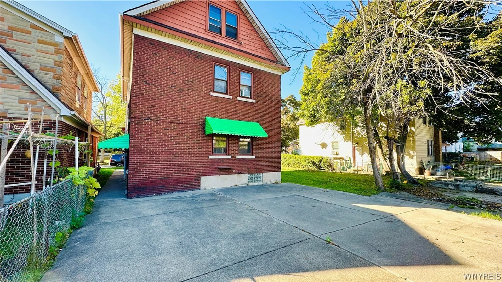 Property at 429 18th Street, Niagara Falls, NY 14303 6